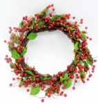 Christmas wreath w/berries & leaves